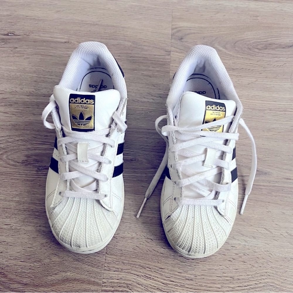 Adidas Original Sneakers